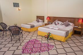 Ocean Blue Ngwe Saung Beach Hotel