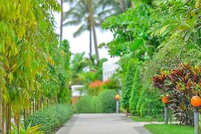 Ocean Blue Ngwe Saung Beach Hotel