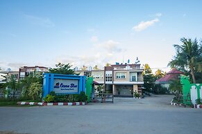 Ocean Blue Ngwe Saung Beach Hotel