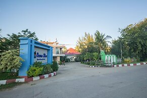 Ocean Blue Ngwe Saung Beach Hotel