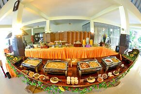 Ocean Blue Ngwe Saung Beach Hotel