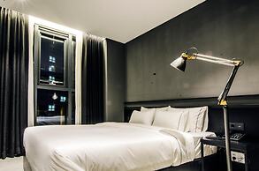 Hotel the Designers Premier Seongsu and Konkuk univ