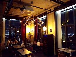 Hotel the Designers Premier Seongsu and Konkuk univ