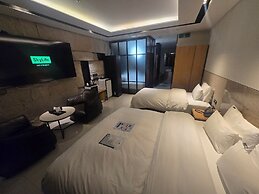 Hotel the Designers Premier Seongsu and Konkuk univ