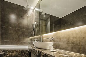 Hotel the Designers Premier Seongsu and Konkuk univ