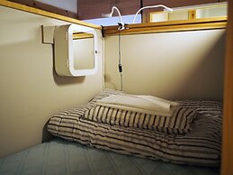 Fukuoka Guesthouse HIVE - Hostel