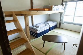 Fukuoka Guesthouse HIVE - Hostel