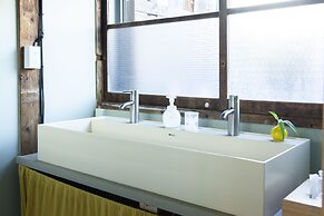 Fukuoka Guesthouse HIVE - Hostel