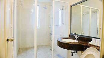 Sunshine Sea View B&B