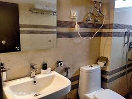 Golden Star Continental & Spa