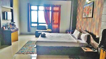 Golden Star Continental & Spa