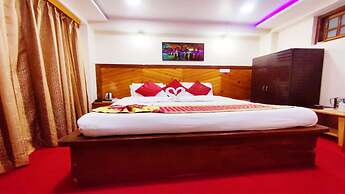 Golden Star Continental & Spa