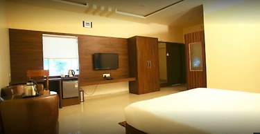 Hotel Saroj Sagar - Sagar