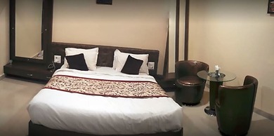Hotel Saroj Sagar - Sagar