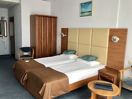 Sochi Breeze Spa Hotel