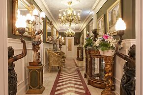 Hostal Boutique Puerta del Sol