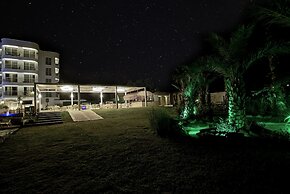 Marpessa Blue Beach Resort & SPA Hotel