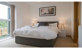 Tailored Stays  -  Executive Town House