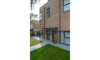 Tailored Stays  -  Executive Town House