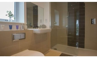 Tailored Stays  -  Executive Town House