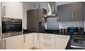 Tailored Stays  -  Executive Town House