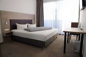 HOTEL NEW IN - Ingolstadt - Gaimersheim