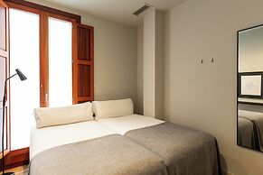 Uma Suites Barceloneta Beach