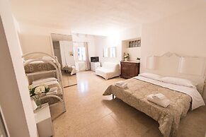 Academia Resort