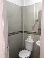 Lx Center Guesthouse