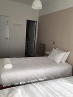 Lx Center Guesthouse