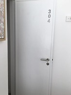 Lx Center Guesthouse