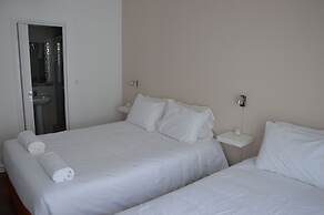 Lx Center Guesthouse