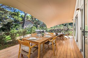 Arena One 99 Glamping