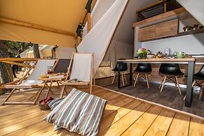 Arena One 99 Glamping