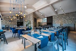 Arena One 99 Glamping