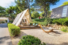 Arena One 99 Glamping