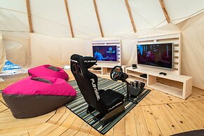 Arena One 99 Glamping