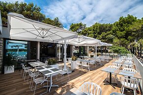 Arena One 99 Glamping