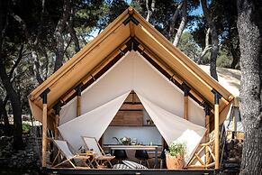 Arena One 99 Glamping