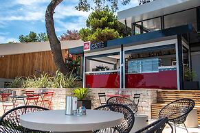 Arena One 99 Glamping