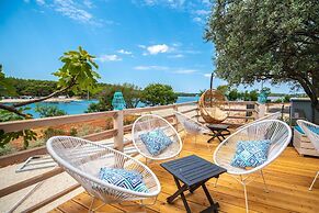 Arena One 99 Glamping