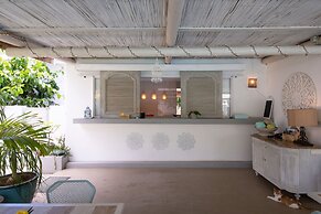 Le Mandala Moris B&B Guesthouse