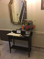 Gillygate Guest House