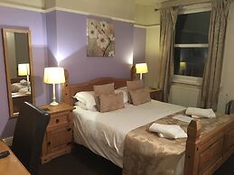 Gillygate Guest House