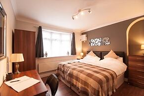 Courthouse Apartments