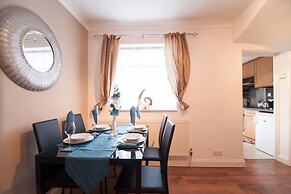 Courthouse Apartments