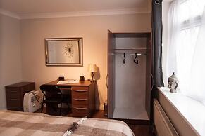 Courthouse Apartments