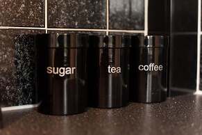 Courthouse Apartments