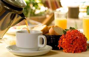 Laura's House Bed & Breakfast