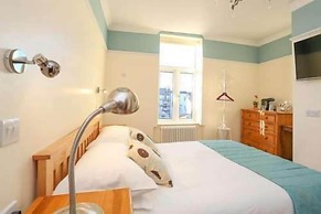 Marina by the Sea B&B